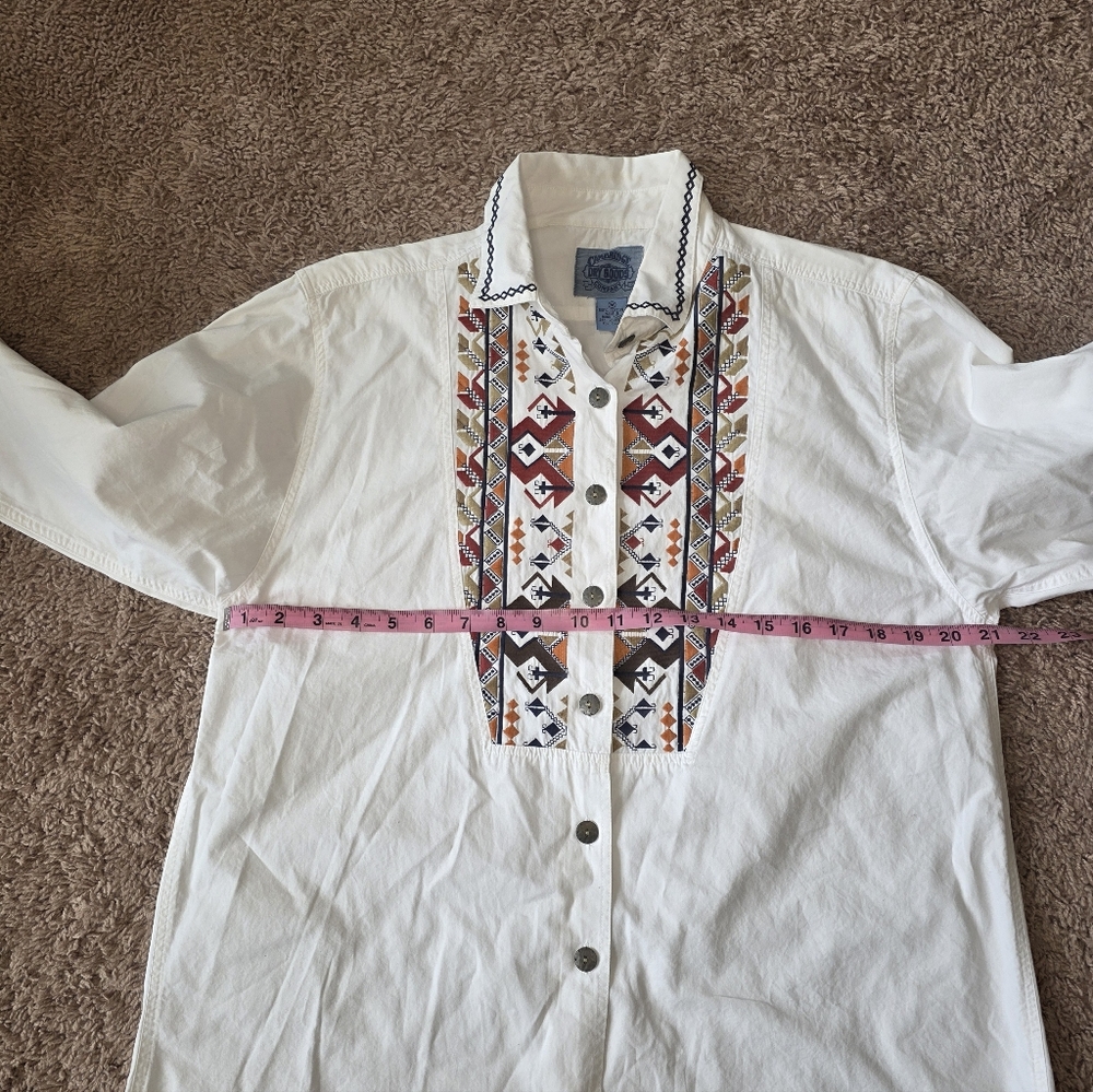 Women's Vintage Western Style Embroidered Button Down Shirt Size Medium - Picture 8 of 11